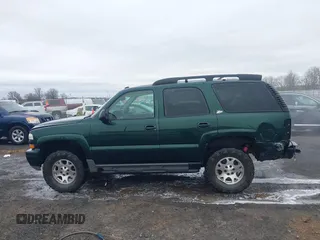 2004 Chevrolet Tahoe Z71 z VIN 1GNEK13Z84R118371, wystawiony jako IAAI lot #41535389 z przebiegiem 255 815 mil mil oraz . Historia ofert i sprzedaży dostępna na DreamBid. Obrazek 14.