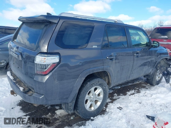 2018 Toyota 4Runner SR5 with VIN JTEBU5JR6J5536801, listed as a IAAI auction lot 41674894 with 136,859 mi miles and . Bid and sale history available at DreamBid. Image 4.