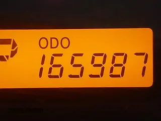 2010 Toyota Corolla with VIN 2T1BU4EE6AC407482, listed as a IAAI auction lot 41971683 with 165,987 mi miles. Bid and sale history available at carsss.com. Image 15.