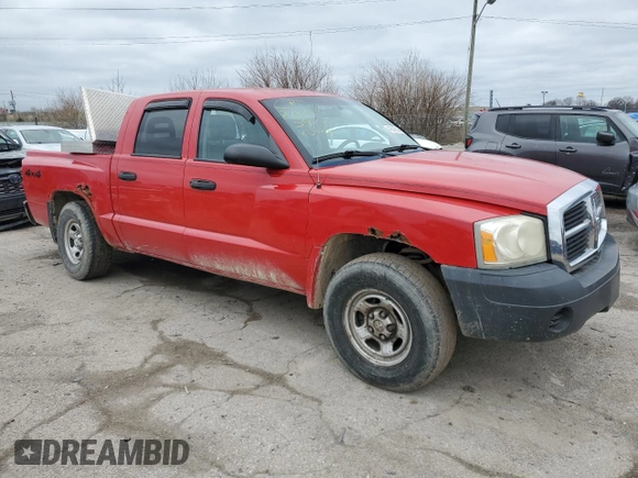 2007 Dodge Dakota ST z VIN 1D7HW28N07S163927, wystawiony jako Copart lot #46596084 z przebiegiem 173 970 mil mil oraz Nie do naprawy • Non repairable. Historia ofert i sprzedaży dostępna na DreamBid. Obrazek 4.