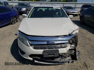 2010 Ford Fusion SE with VIN 3FAHP0HA1AR182522, listed as a Copart auction lot 55133975 with 166,793 mi miles and Salvage Title. Bid and sale history available at DreamBid. Image 5.