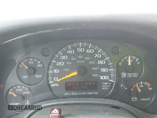 2000 Chevrolet City Express Cargo z VIN 1GCFG15W5Y1120830, wystawiony jako IAAI lot #42495576 z przebiegiem 266 346 mil mil oraz . Historia ofert i sprzedaży dostępna na DreamBid. Obrazek 7.
