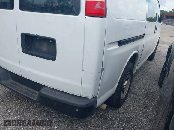 2012 Chevrolet Express Cargo with VIN 1GCSGAFX6C1143077, listed as a IAAI auction lot 42346840 with 223,594 mi miles and . Bid and sale history available at DreamBid. Image 17.