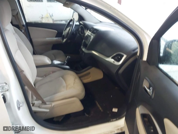 2015 Dodge Journey American Value Pkg with VIN 3C4PDCAB7FT552448, listed as a IAAI auction lot 41572731 with 107,175 mi miles. Bid and sale history available at carsss.com. Image 5.