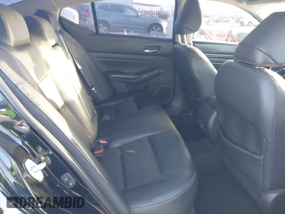 2019 Nissan Altima 2.5 SR with VIN 1N4BL4CV1KC170308, listed as a IAAI auction lot 41965287 with 115,595 mi miles. Bid and sale history available at carsss.com. Image 8.