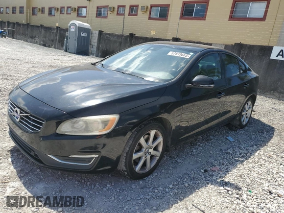 2016 Volvo S60 T5 Drive-E z VIN YV126MFJ7G2407868, wystawiony jako Copart lot #57819665 z przebiegiem 138 022 mil mil oraz Czysty tytuł • Clean title. Historia ofert i sprzedaży dostępna na DreamBid. Obrazek 1.