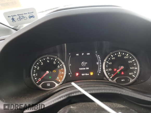 2020 Jeep Renegade Sport z VIN ZACNJBAB2LPL24142, wystawiony jako Copart lot #45908345 z przebiegiem 69 118 mil mil oraz Szkoda całkowita • Salvage title. Historia ofert i sprzedaży dostępna na DreamBid. Obrazek 9.