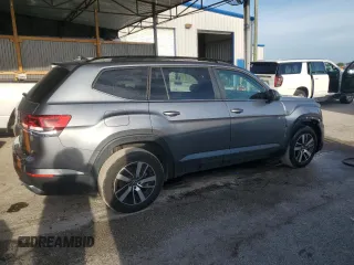 2022 Volkswagen Atlas SE with VIN 1V2DP2CA4NC533230, listed as a Copart auction lot 73013684 with 46,484 mi miles and Clean title. Bid and sale history available at DreamBid. Image 3.
