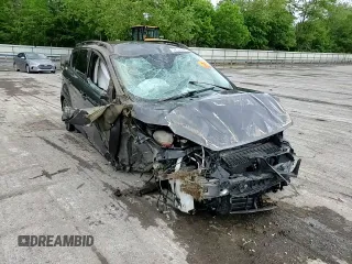 2017 Ford Escape SE z VIN 1FMCU9GD7HUB76204, wystawiony jako Copart lot #58334725 z przebiegiem Nie podano mil oraz Szkoda całkowita • Salvage title. Historia ofert i sprzedaży dostępna na DreamBid. Obrazek 13.