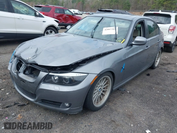 2011 BMW 3 Series 328i xDrive with VIN WBAPK5G59BNN31420, listed as a IAAI auction lot 42087265 with 121,209 mi miles. Bid and sale history available at carsss.com. Image 2.