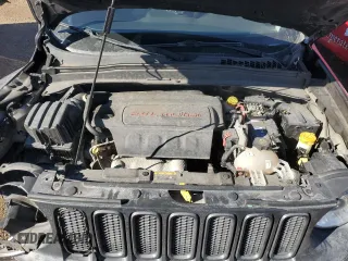 2018 Jeep Renegade Trailhawk with VIN ZACCJBCB5JPH08761, listed as a Copart auction lot 42610205 with 111,018 mi miles and Salvage Title. Bid and sale history available at carsss.com. Image 11.