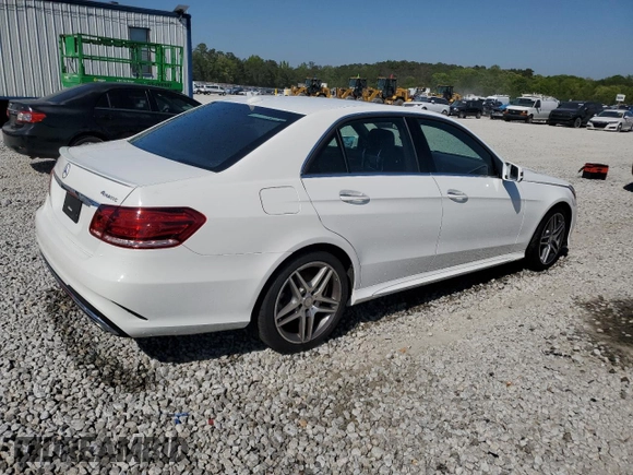 2016 Mercedes-Benz E 350 Luxury with VIN WDDHF8JB2GB326838, listed as a Copart auction lot 52218495 with 58,266 mi miles and Salvage Title. Bid and sale history available at DreamBid. Image 3.