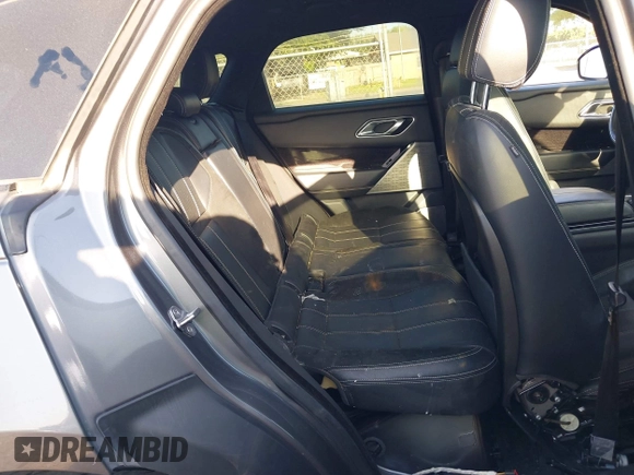 2018 Land Rover Range Rover Velar R-Dynamic SE z VIN SALYL2RX8JA740695, wystawiony jako IAAI lot #42012510 z przebiegiem 93 138 mil mil oraz . Historia ofert i sprzedaży dostępna na DreamBid. Obrazek 8.