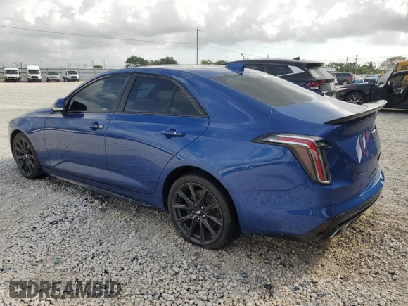 2021 Cadillac CT4 V-Series z VIN 1G6DH5RL1M0144492, wystawiony jako Copart lot #47973795 z przebiegiem Nie podano mil oraz Szkody całkowita. Historia ofert i sprzedaży dostępna na DreamBid. Obrazek 2.