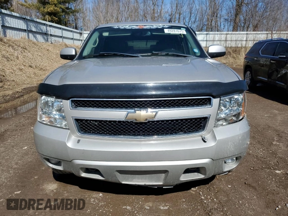 2007 Chevrolet Suburban LTZ with VIN 1GNFK163X7R422799, listed as a Copart auction lot 49281675 with 230,916 mi miles and Clean Title. Bid and sale history available at carsss.com. Image 5.