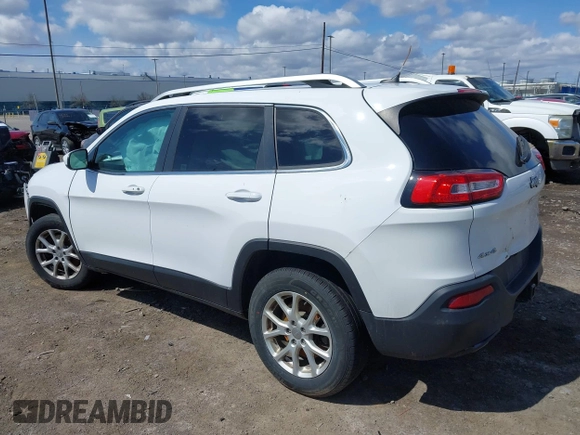 2014 Jeep Cherokee Latitude with VIN 1C4PJMCS8EW192482, listed as a IAAI auction lot 41994546 with 116,839 mi miles and . Bid and sale history available at carsss.com. Image 3.