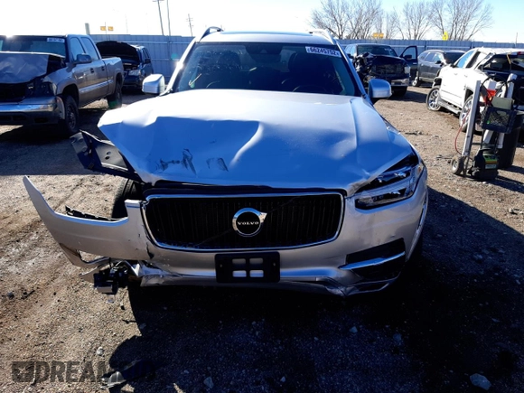2019 Volvo XC90 Momentum with VIN YV4102PK7K1497503, listed as a Copart auction lot 66245752 with 28,181 mi miles. Bid and sale history available at carsss.com. Image 7.