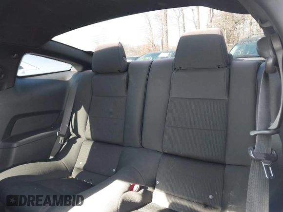 2011 Ford Mustang V6 with VIN 1ZVBP8AM5B5150824, listed as a IAAI auction lot 41539133 with 239,148 mi miles and . Bid and sale history available at carsss.com. Image 8.