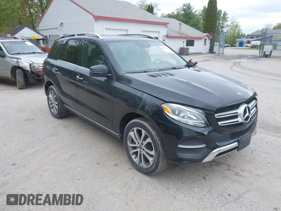 2019 Mercedes-Benz GLE 400 z VIN 4JGDA5GB2KB216941, wystawiony jako IAAI lot #42276714 z przebiegiem 17 992 mil mil oraz . Historia ofert i sprzedaży dostępna na DreamBid. Obrazek 1.