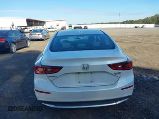 2020 Honda Insight Touring with VIN 19XZE4F98LE004931, listed as a IAAI auction lot 40832066 with 79,013 mi miles and . Bid and sale history available at carsss.com. Image 16.