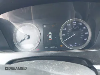 2015 Hyundai Sonata Limited z VIN 5NPE34AF4FH093298, wystawiony jako IAAI lot #42123513 z przebiegiem 206 337 mil mil oraz . Historia ofert i sprzedaży dostępna na DreamBid. Obrazek 7.