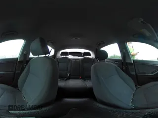 2015 Kia Optima LX z VIN KNAGM4A78F5588728, wystawiony jako IAAI lot #42116653 z przebiegiem 203 145 mil mil oraz . Historia ofert i sprzedaży dostępna na DreamBid. Obrazek 18.