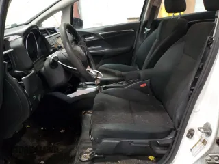 2017 Honda Fit LX z VIN 3HGGK5H54HM703696, wystawiony jako Copart lot #50496465 z przebiegiem 105 801 mil mil oraz Szkoda całkowita • Salvage title. Historia ofert i sprzedaży dostępna na DreamBid. Obrazek 7.