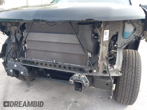 2024 Chevrolet Silverado 1500 LT with VIN 2GCPACED3R1160867, listed as a IAAI auction lot 41832673 with 15,211 mi miles and . Bid and sale history available at DreamBid. Image 6.