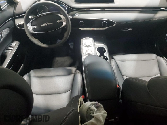 2025 Genesis GV70 2.5T with VIN 5NMMADTB1SH031960, listed as a Copart auction lot 60893135 with 7,218 mi miles and Salvage title. Bid and sale history available at DreamBid. Image 8.