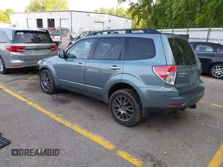 2010 Subaru Forester X Premium с VIN JF2SH6CC3AG759729, выставлен на аукционе IAAI как лот 42384835 с пробегом 226 954 миль миль и . История ставок и продаж доступна на DreamBid. Изображение 3.