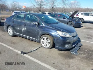 2010 Lexus HS 250h with VIN JTHBB1BA9A2035560, listed as a IAAI auction lot 41694493 with 131,106 mi miles. Bid and sale history available at carsss.com. Image 1.