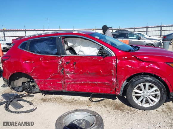 2017 Nissan Rogue Sport SV with VIN JN1BJ1CP3HW009095, listed as a IAAI auction lot 41756200 with 71,879 mi miles. Bid and sale history available at carsss.com. Image 14.