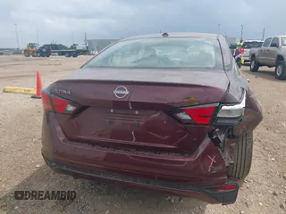 2025 Nissan Altima SV with VIN 1N4BL4DV0SN358319, listed as a IAAI auction lot 42158599 with 5,249 mi miles and . Bid and sale history available at DreamBid. Image 16.