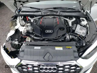 2024 Audi S5 Sportback Premium Plus z VIN WAUC4CF54RA036400, wystawiony jako Copart lot #56121475 z przebiegiem 7098 mil mil oraz Szkody całkowita. Historia ofert i sprzedaży dostępna na DreamBid. Obrazek 11.