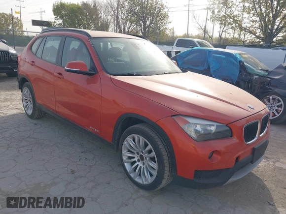 2014 BMW X1 sDrive28i with VIN WBAVM1C50EVW53376, listed as a IAAI auction lot 41838580 with 114,054 mi miles. Bid and sale history available at carsss.com. Image 1.