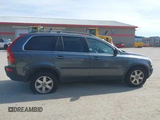 2006 Volvo XC90 2.5L Turbo with VIN YV4CZ592961295135, listed as a IAAI auction lot 42086689 with 163,041 mi miles. Bid and sale history available at carsss.com. Image 14.