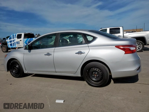 2018 Nissan Sentra S z VIN 3N1AB7AP8JY252799, wystawiony jako Copart lot #57780245 z przebiegiem 172 675 mil mil oraz Czysty tytuł • Clean title. Historia ofert i sprzedaży dostępna na DreamBid. Obrazek 2.
