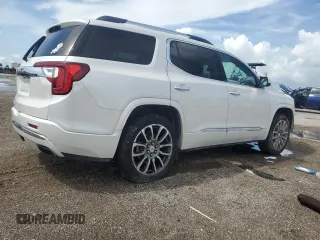 2022 GMC Acadia Denali with VIN 1GKKNPLS9NZ154553, listed as a Copart auction lot 69231444 with 105,997 mi miles and Salvage Title. Bid and sale history available at carsss.com. Image 3.