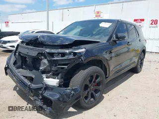 2022 Ford Explorer ST z VIN 1FM5K8GC1NGA40631, wystawiony jako IAAI lot #42009716 z przebiegiem 37 700 mil mil oraz . Historia ofert i sprzedaży dostępna na DreamBid. Obrazek 2.