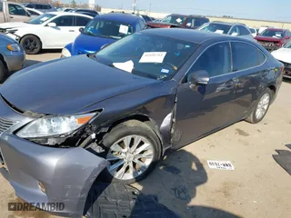 2013 Lexus ES 300h Hybrid with VIN JTHBW1GG9D2016268, listed as a IAAI auction lot 41691712 with 134,827 mi miles. Bid and sale history available at carsss.com. Image 17.