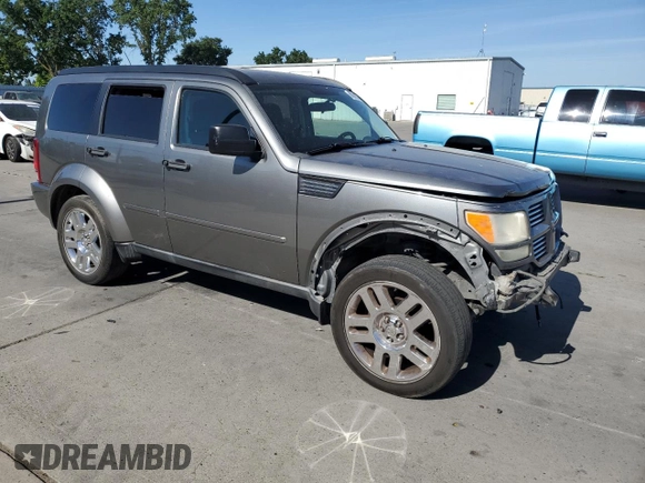 2011 Dodge Nitro Heat z VIN 1D4PT4GK8BW605665, wystawiony jako Copart lot #56986705 z przebiegiem 216 699 mil mil oraz Szkody całkowita. Historia ofert i sprzedaży dostępna na DreamBid. Obrazek 4.