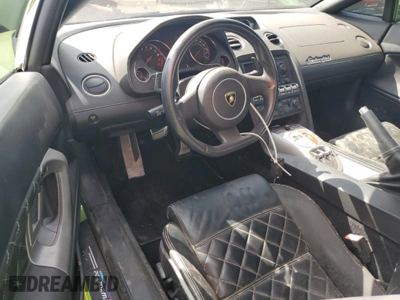 2013 Lamborghini Gallardo z VIN ZHWGU6BZ9DLA12793, wystawiony jako Copart lot #77525804 z przebiegiem 11 777 mil mil oraz Szkody całkowita. Historia ofert i sprzedaży dostępna na DreamBid. Obrazek 8.