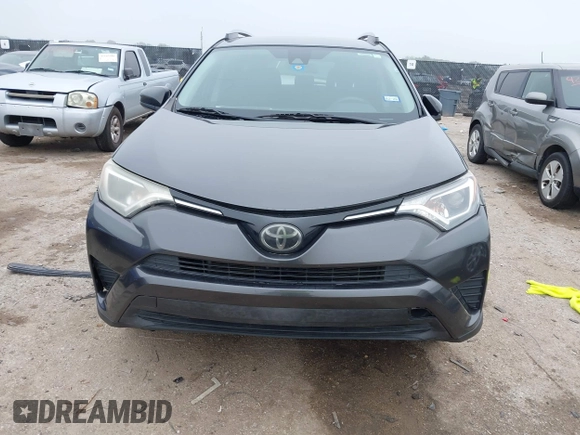 2017 Toyota RAV4 LE z VIN 2T3BFREV8HW667907, wystawiony jako IAAI lot #42130136 z przebiegiem 129 831 mil mil oraz . Historia ofert i sprzedaży dostępna na DreamBid. Obrazek 12.