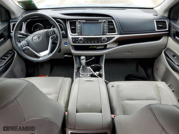 2014 Toyota Highlander Hybrid Limited with VIN 5TDDCRFH6ES006853, listed as a Copart auction lot 41426685 with 110,001 mi miles and Non Repairable. Bid and sale history available at carsss.com. Image 8.