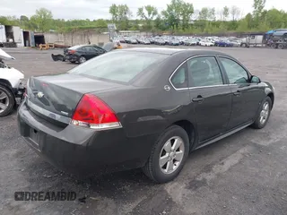 2009 Chevrolet Impala LT with VIN 2G1WT57K191104822, listed as a IAAI auction lot 42145648 with 176,184 mi miles and . Bid and sale history available at DreamBid. Image 4.