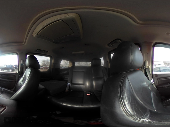 2012 GMC Yukon XL Denali with VIN 1GKS2MEF7CR200790, listed as a IAAI auction lot 41215279 with 147,663 mi miles. Bid and sale history available at carsss.com. Image 18.