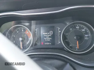 2019 Jeep Cherokee Latitude Plus с VIN 1C4PJMLNXKD272707, выставлен на аукционе IAAI как лот 42662679 с пробегом 167 226 миль миль и . История ставок и продаж доступна на DreamBid. Изображение 15.