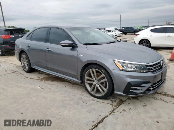 2018 Volkswagen Passat S z VIN 1VWAA7A30JC019776, wystawiony jako Copart lot #55830785 z przebiegiem 75 308 mil mil oraz Szkoda całkowita • Salvage title. Historia ofert i sprzedaży dostępna na DreamBid. Obrazek 4.