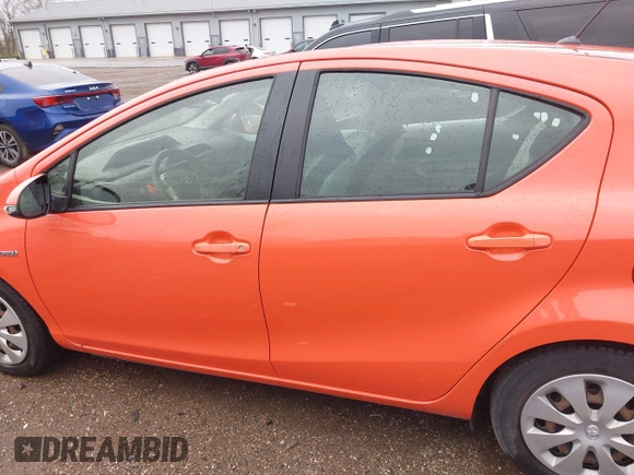 2013 Toyota Prius One with VIN JTDKDTB32D1053479, listed as a IAAI auction lot 41981035 with 53,588 mi miles. Bid and sale history available at carsss.com. Image 14.
