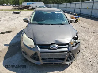 2013 Ford Focus SE with VIN 1FADP3K25DL259722, listed as a Copart auction lot 54286245 with 187,620 mi miles and Salvage Title. Bid and sale history available at DreamBid. Image 5.